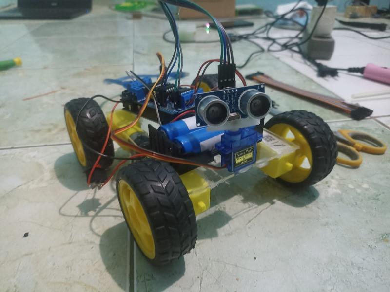 Ultrasonic Robot Avoider